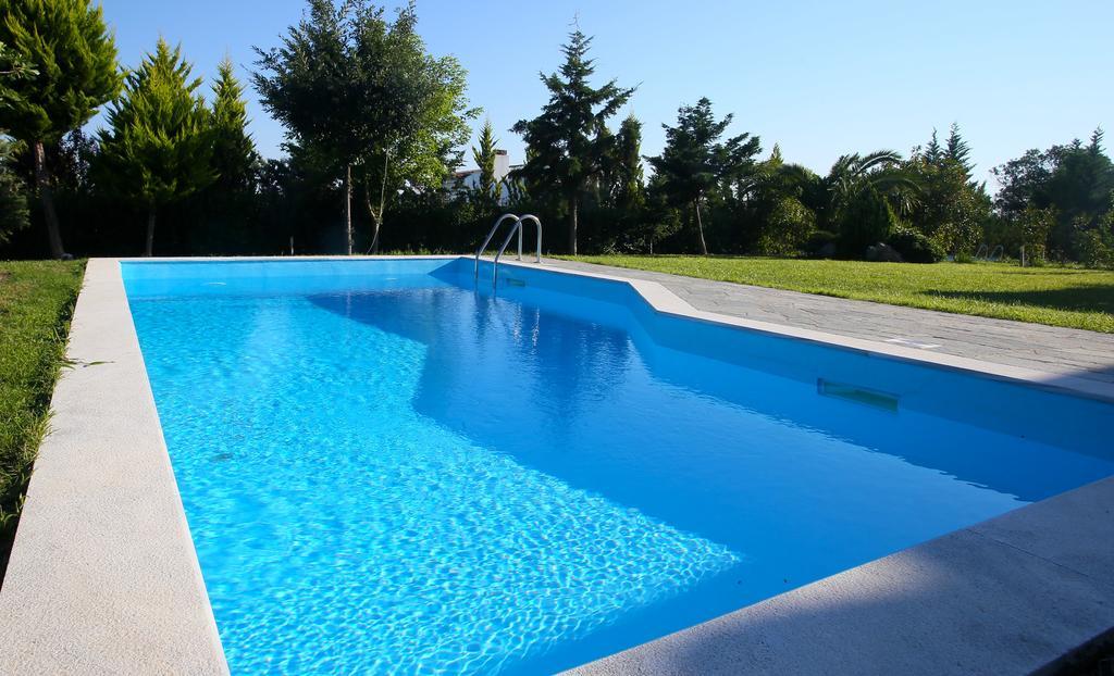 Sunny Sani Luxury Villas Стая снимка