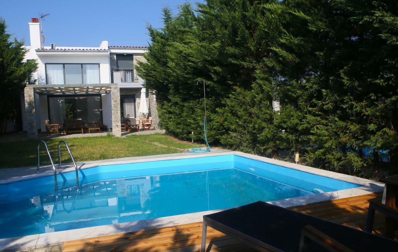 Sunny Sani Luxury Villas Екстериор снимка